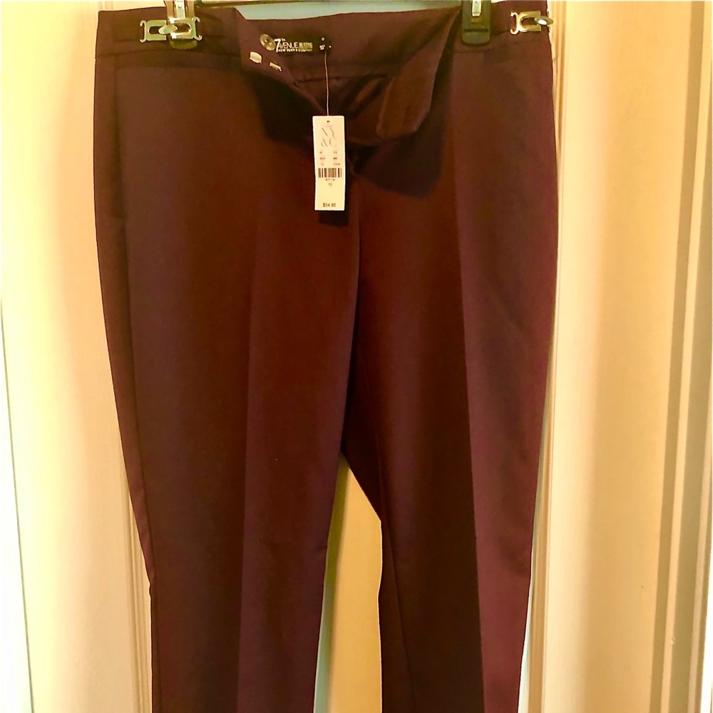 Burgundy maroon crop ankle pants